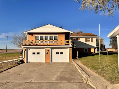 609 Walnut St, Sanborn, IA 51248 - photo 4