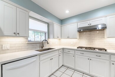 12211 Christy Mill Ct, Houston, TX 77070 - photo 6