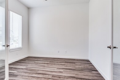 14011 Valley Creek Ct, Conroe, TX 77384 - photo 3