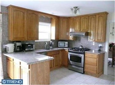 43 Sturbridge Dr E, Piscataway, NJ 08854 - photo 6