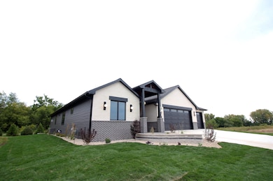 334 Ridge View Dr unit 30, Milton, WI 53563 - photo 4