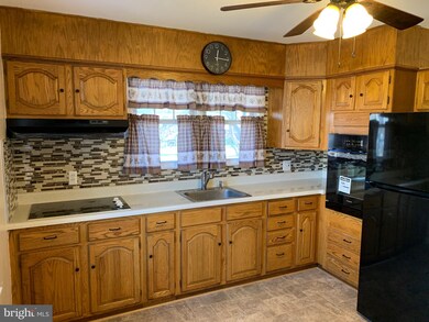 530 Gilmore St, Vineland, NJ 08360 - photo 4