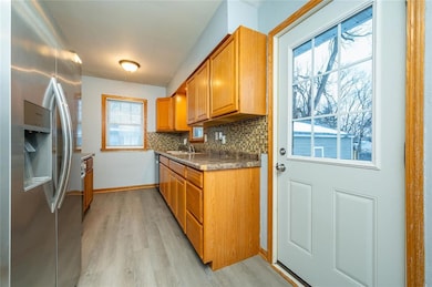 3103 E Shawnee Ave, Des Moines, IA 50317 - photo 5