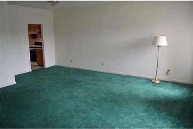 30 Tasley Ct, Trenton, NJ 08691 - photo 2