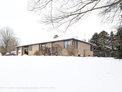 405 Grape St, Portland, MI 48875 - photo 3