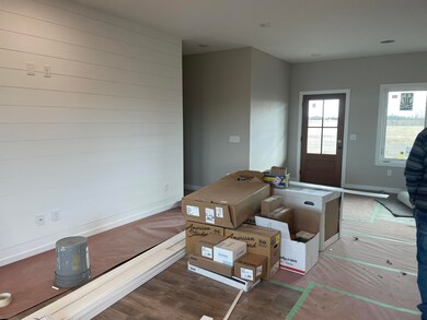 Living Room w/shiplap