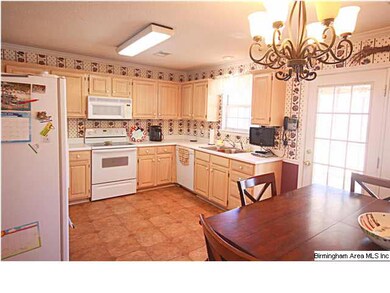 Nice size kitchen!
