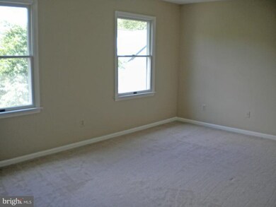 13606 Gladwyn Ct, Chantilly, VA 20151 - photo 6