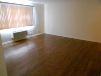 2100 Best Place unit 6, Aurora, IL 60506 - photo 5