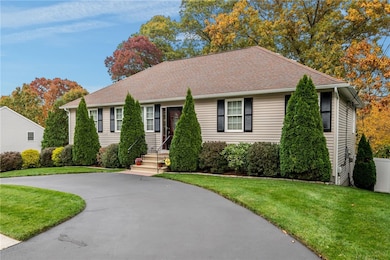 6 Emerson Ct, West Warwick, RI 02893 - photo 2