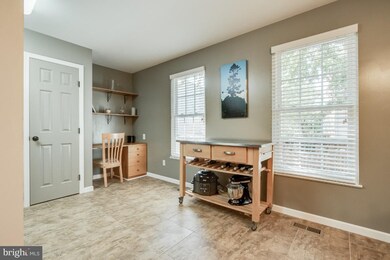 10619 Winfield Loop, Manassas, VA 20109 - photo 6