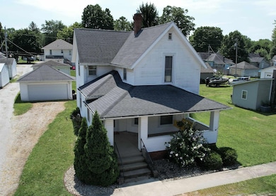 305 W Harrison St, Darlington, IN 47940 - photo 3