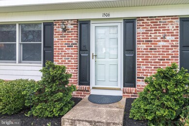 1506 Susan Dr, Lansdale, PA 19446 - photo 2