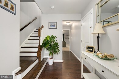 22856 Lacey Oak Terrace, Sterling, VA 20166 - photo 5