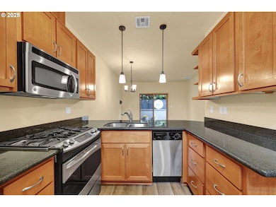 1585 Farm House Dr, Eugene, OR 97401 - photo 5