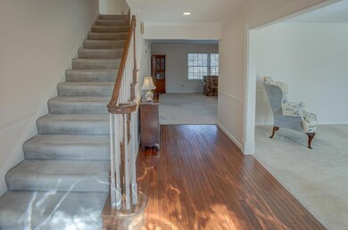 Foyer has Coat Closet