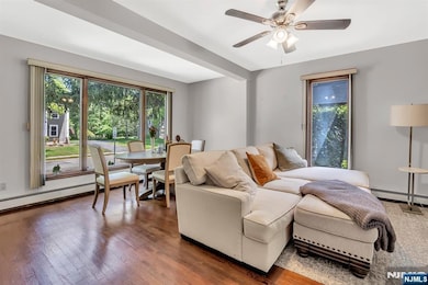 77 Myrtle Ave, Allendale, NJ 07401 - photo 6