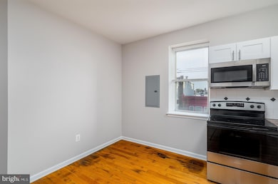 1537 S 6th St unit 3R, Philadelphia, PA 19147 - photo 5