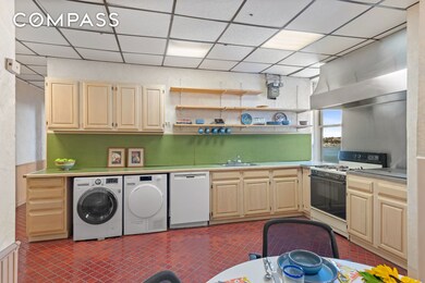 325 W End Ave unit 12B, New York, NY 10023 - photo 5