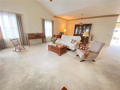 4768 Steeplechase Dr unit 14A, Macungie, PA 18062 - photo 4