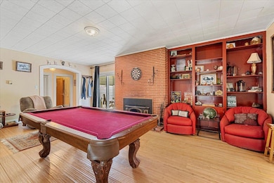 Livingroom/den