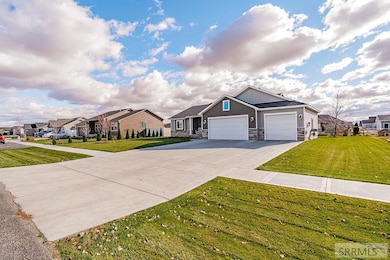 5082 Nelson Dr, Iona, ID 83427 - photo 5