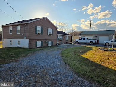 70 Kathys Ln, Hedgesville, WV 25427 - photo 4