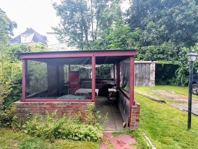 17 Saint Johns Rd, Worcester, MA 01603 - photo 6