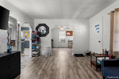 22355 Curie Ave, Warren, MI 48091 - photo 5