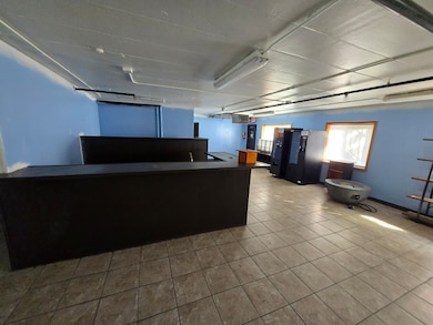 924 Greenbrier Rd, de Kalb, IL 60115 - photo 5