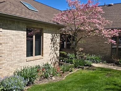 3804 Pheasant Walk Dr, Valparaiso, IN 46383 - photo 5