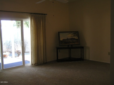 10430 W Pineaire Dr, Sun City, AZ 85351 - photo 4