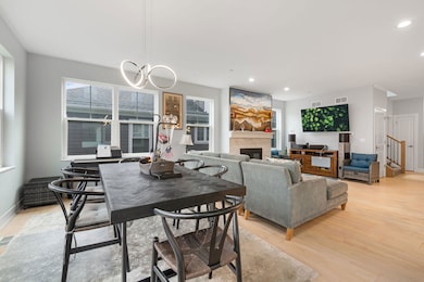 580 Francesca Ln, Roselle, IL 60172 - photo 5