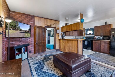 2418 N Main St-6