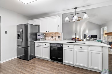 2038 Cumberland Dr, Longview, TX 75601 - photo 2