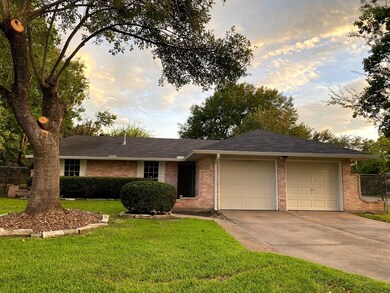 4030 Castledale Dr, Houston, TX 77093 - photo 2