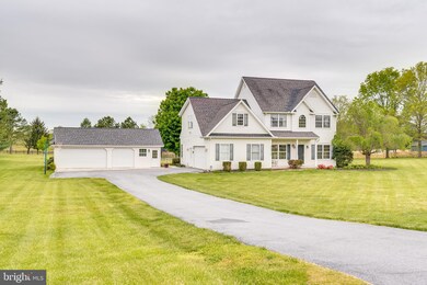 23 Quaint Swan Dale Dr, Martinsburg, WV 25404 - photo 2