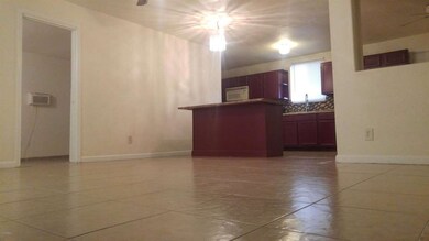5 Living Room