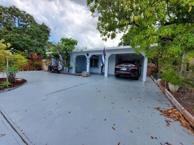 POURED CONCRETE, SOLID CONCRETE FLAT ROOF, Ready for a 2nd Floor Addition