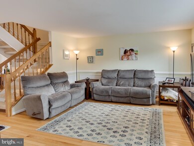 22050 Manning Square, Sterling, VA 20166 - photo 4