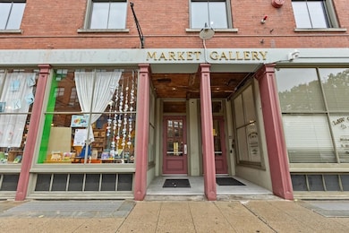 165 Market St unit 4, Lowell, MA 01852 - photo 2