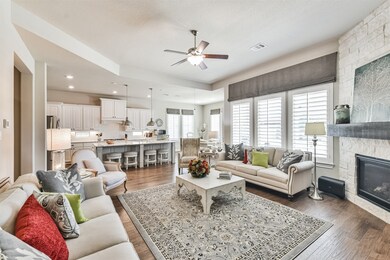 25314 Hollowgate Park Ln, Tomball, TX 77375 - photo 6