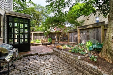 26 Thames St, Newport, RI 02840 - photo 2