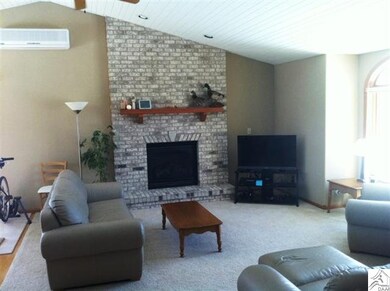 3918 Lindahl Rd, Hermantown, MN 55810 - photo 2