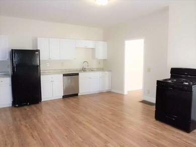 273 W 6th St unit 1, Lowell, MA 01850 - photo 3