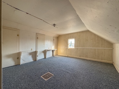 34 Smithfield Rd, Woonsocket, RI 02895 - photo 7