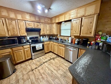 2008 Forest Dr, Simpson, LA 71474 - photo 6