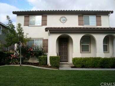 Great Curb Appeal !