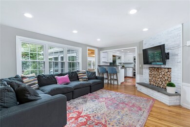 8 Apple Tree Ct, East Greenwich, RI 02818 - photo 6