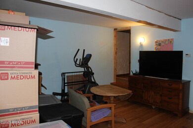 1078 Rainbow Dr, Lake Ariel, PA 18436 - photo 6